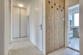 Předsíň - Pronájem bytu 2+1 v osobním vlastnictví 60 m², Plzeň