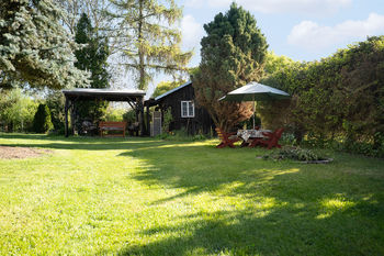 Zahradní dům s prostorem na grilování - Prodej chaty / chalupy 79 m², Slavhostice