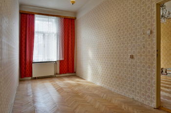 Pokoj 3 (cca 14,9 m2) - Prodej bytu 3+1 v osobním vlastnictví 90 m², Olomouc
