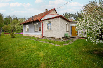 Prodej domu 80 m², Uhřice
