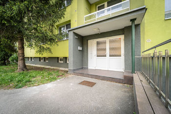 Prodej bytu 2+1 v družstevním vlastnictví 64 m², Hrušovany u Brna
