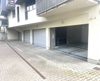 Prodej garáže, Praha 4 - Michle