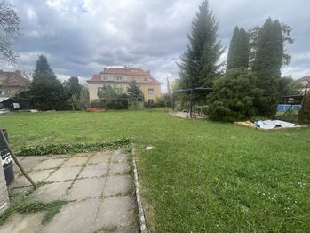 zahrada - Pronájem bytu 2+1 v osobním vlastnictví, Praha 6 - Břevnov