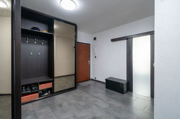 Prodej bytu 3+kk v osobním vlastnictví 83 m², Praha 9 - Kyje
