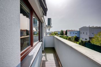 balkon do zahrad foto ě - Prodej bytu 3+kk v osobním vlastnictví 71 m², Popůvky