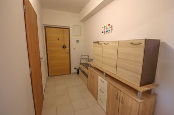 předsíň - Pronájem bytu 3+1 v osobním vlastnictví 70 m², České Budějovice