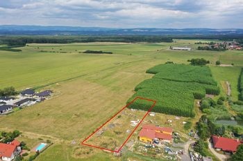 Prodej pozemku 4000 m², Horní Jelení