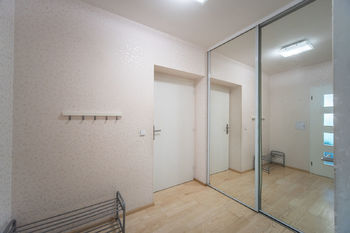 Prodej bytu 4+kk v osobním vlastnictví 98 m², Praha 9 - Újezd nad Lesy