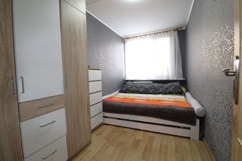 Ložnice - Prodej bytu 3+1 v osobním vlastnictví 63 m², Praha 4 - Kamýk