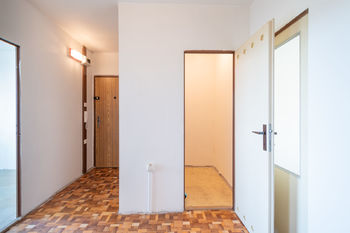 Hala - Prodej bytu 3+1 v osobním vlastnictví 70 m², Praha 4 - Michle