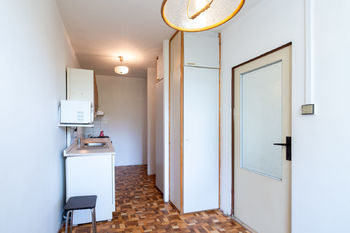 Kuchyně - Prodej bytu 3+1 v osobním vlastnictví 70 m², Praha 4 - Michle