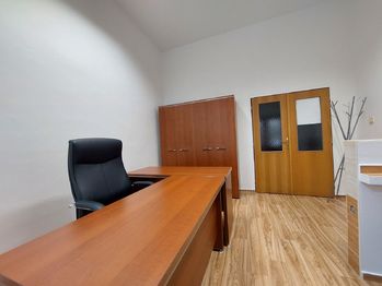 Pronájem kancelářských prostor 17 m², Uherský Brod