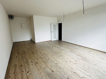 Prodej bytu 2+kk v osobním vlastnictví 62 m², Praha 9 - Dolní Počernice