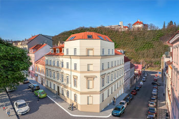 Prodej bytu 1+1 v osobním vlastnictví 43 m², Praha 5 - Smíchov