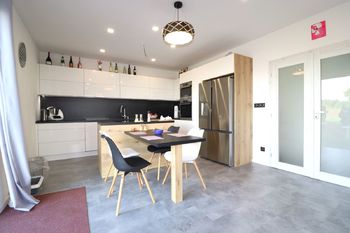 Kuchyňský kout - Prodej domu 110 m², Větrušice