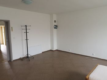 Pronájem chaty / chalupy 50 m², Praha 5 - Řeporyje