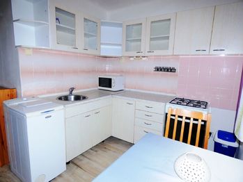 kuchyň - Pronájem bytu 1+1 v družstevním vlastnictví 28 m², Praha 4 - Krč
