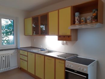 kuchyně - Pronájem bytu 2+1 v osobním vlastnictví 54 m², Kladno