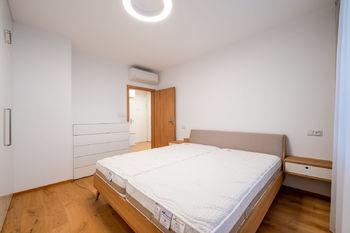 Pronájem bytu 2+kk v osobním vlastnictví 72 m², Zlín