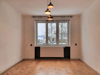 Pokoj 1 - Pronájem bytu 3+1 v osobním vlastnictví, Sedlec-Prčice