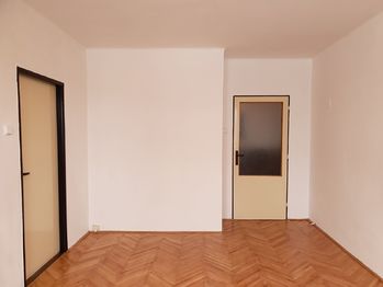 Pokoj 2 - Pronájem bytu 3+1 v osobním vlastnictví, Sedlec-Prčice