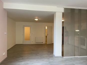 Pronájem bytu 2+kk v osobním vlastnictví 60 m², Středokluky