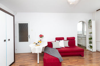Obývací pokoj - Pronájem bytu 2+kk v družstevním vlastnictví 40 m², Štětí