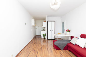 Obývací pokoj - Pronájem bytu 2+kk v družstevním vlastnictví 40 m², Štětí