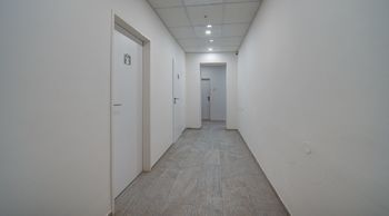 Pronájem kancelářských prostor 18 m², Chlumec nad Cidlinou