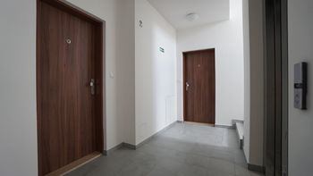 Pronájem bytu 2+kk v osobním vlastnictví 45 m², Praha 9 - Černý Most