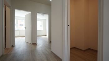 Pronájem bytu 3+kk v osobním vlastnictví 68 m², Praha 9 - Černý Most