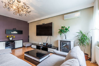 Prodej bytu 3+kk v osobním vlastnictví 87 m², Praha 10 - Pitkovice