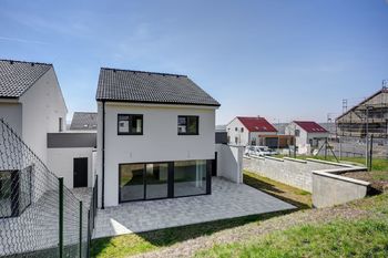 Prodej domu 255 m², Ždánice