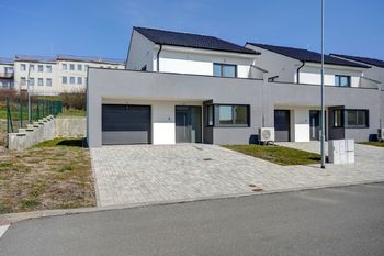 Prodej domu 255 m², Ždánice