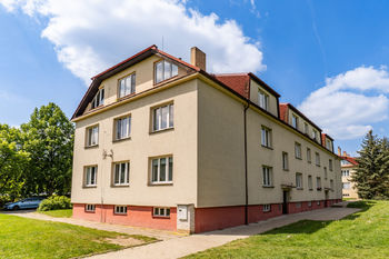 Prodej bytu 4+1 v osobním vlastnictví 120 m², Praha 6 - Suchdol