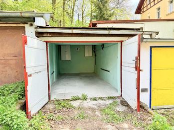 Pronájem garáže 491 m², Karlovy Vary