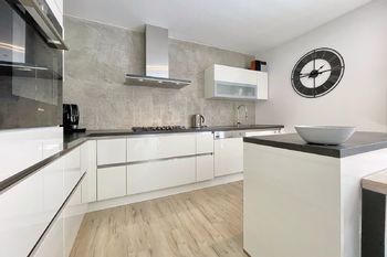 Prodej domu 322 m², Přední Výtoň