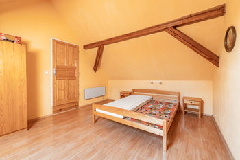Podkroví - ložnice - Prodej chaty / chalupy 157 m², Čechtice