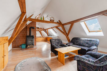 Podkroví - obývací pokoj  - Prodej chaty / chalupy 157 m², Čechtice