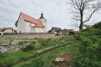 Malá obec - Prodej pozemku 1850 m², Nová Ves u Mladé Vožice
