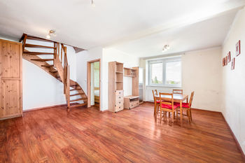 Prodej bytu 3+1 v osobním vlastnictví 118 m², Sibřina