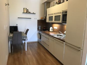 Pronájem bytu 2+kk v osobním vlastnictví 75 m², Praha 7 - Holešovice