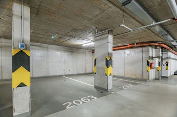 Prodej bytu 3+kk v osobním vlastnictví 77 m², Praha 9 - Hloubětín