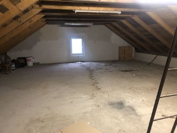 Prodej jiných prostor 460 m², Hracholusky