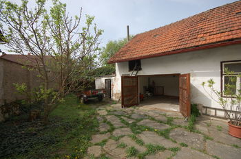 Prodej domu 100 m², Hostovlice