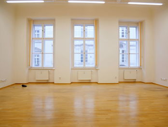 Pronájem kancelářských prostor 41 m², Praha 1 - Malá Strana