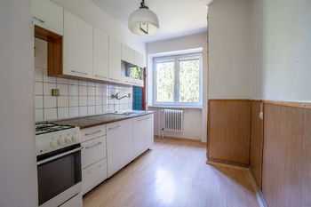 Kuchyň -1-1 - Prodej bytu 3+1 v osobním vlastnictví 80 m², Praha 4 - Krč
