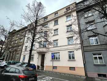 Pronájem bytu 1+kk v osobním vlastnictví 28 m², Praha 6 - Bubeneč