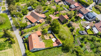 pohled na zahradu foto 2 - Prodej pozemku 1044 m², Domašov