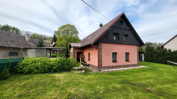 Prodej domu 221 m², Levínská Olešnice